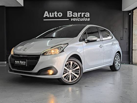 PEUGEOT 208 1.6 GRIFFE 16V FLEX 4P AUTOMÁTICO PEUGEOT 208 1.6 GRIFFE 16V FLEX 4P AUTOMÁTICO